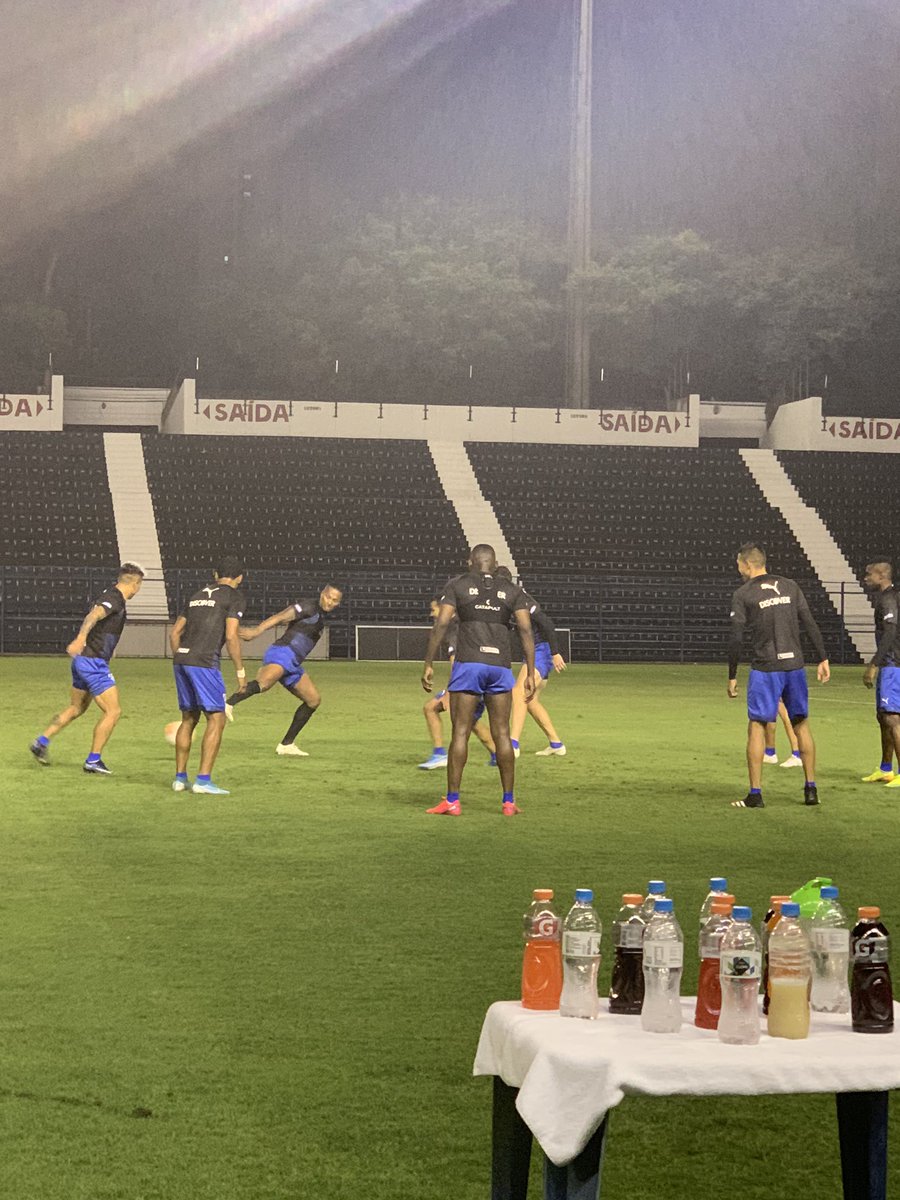 UnderPlus's tweet photo. Pela Copa Libertadores 2020 nossa equipe acompanhou a LDU em sua estada em terras paulistanas. ⚽️🇧🇷🇪🇨🏆
#teamunderplus # #underplusmanagement #copalibertadores #ldu https://t.co/j5zTCXhh5n