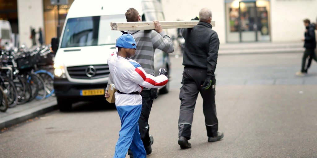 help_een_held's tweet photo. Vrijdag de 13de? Bij ons is snijverlies een van de belangrijkste spelregel. 

#omdenken #ongeluk #vrijdag #vrijdag13de https://t.co/fgi0ooQdH9