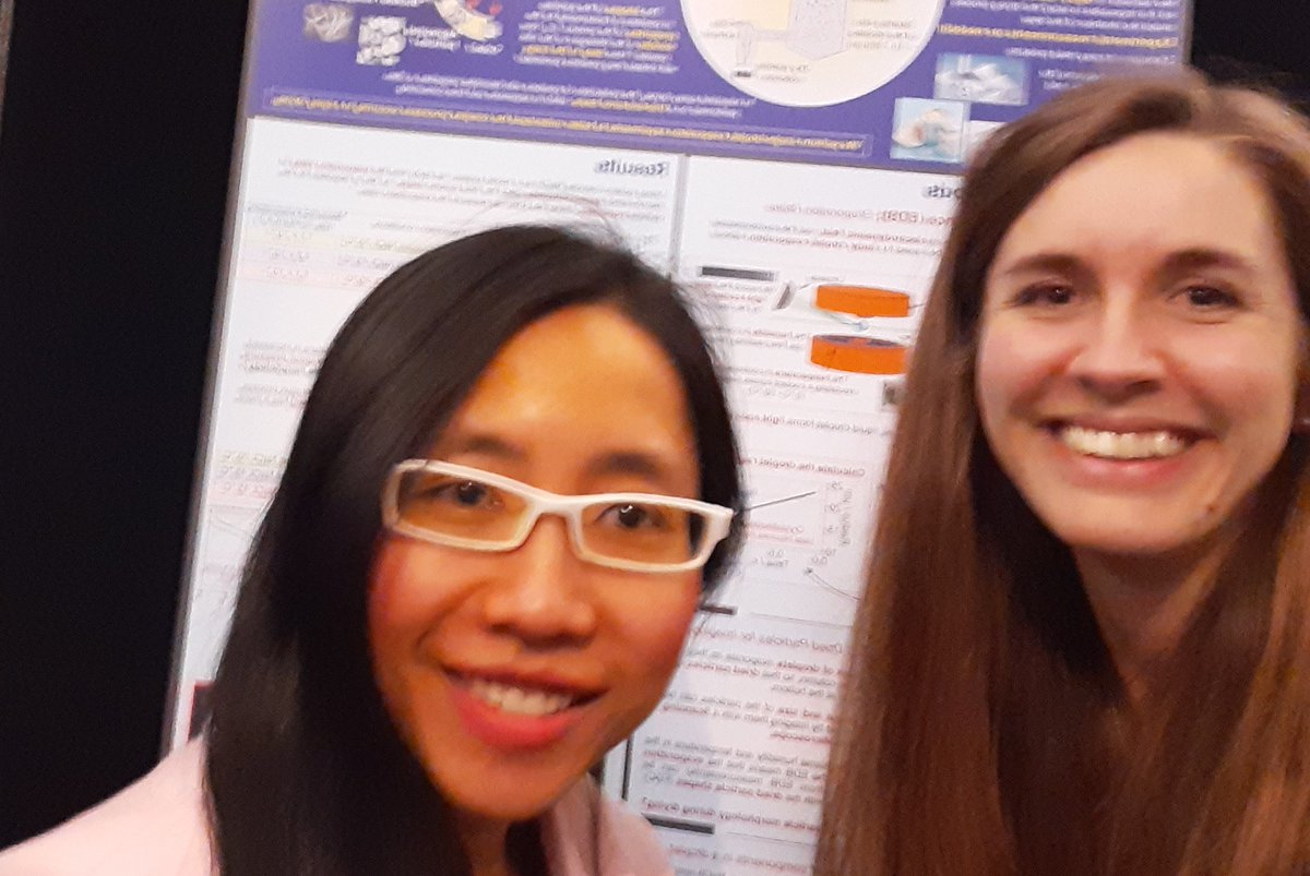 Old Winner met New Winner at #STEM4Brit. 
Congratulations to Chemistry new winner Florence Gregson <a href="/BristolUni/">University of Bristol</a>. Delighted to meet &amp; learn about your liquid aerosol droplets research.

Special thanks to <a href="/RoySocChem/">Royal Society of Chemistry</a> &amp; <a href="/biotherapyltd/">Biotherapy Services Ltd</a> for your continuous support for young chemists.