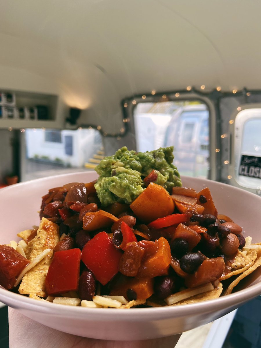 CHILLI NACHOS BE READY #fridayspecial