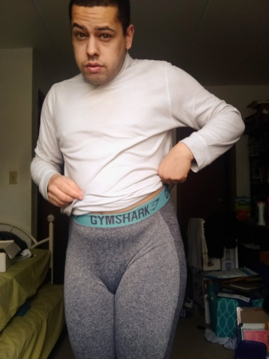 movies_4life's tweet photo. My new pair of gymshark leggings. Nothing beats a pair of leggings. @Gymshark #gymshark #gymsharkleggings #athleticwear #leggings #tights #yogapants #yogaleggings #yogatights #turtleneck #whiteturtleneck #meninleggings #menintights #guysinleggings #guysintights #meggings https://t.co/rsAgA5TfOL