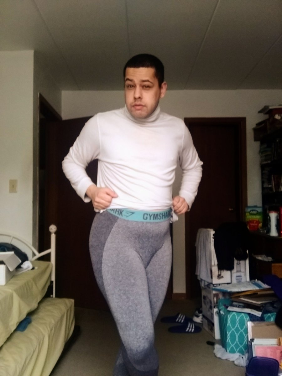 movies_4life's tweet photo. My new pair of gymshark leggings. Nothing beats a pair of leggings. @Gymshark #gymshark #gymsharkleggings #athleticwear #leggings #tights #yogapants #yogaleggings #yogatights #turtleneck #whiteturtleneck #meninleggings #menintights #guysinleggings #guysintights #meggings https://t.co/rsAgA5TfOL