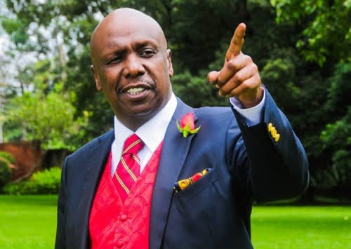 VictorMochere's tweet image. Who will you vote for as Kenya's 5th president come 2022?

🔁 for Gideon Moi
♥️ for William Ruto 

#GideonMoi #Ruto