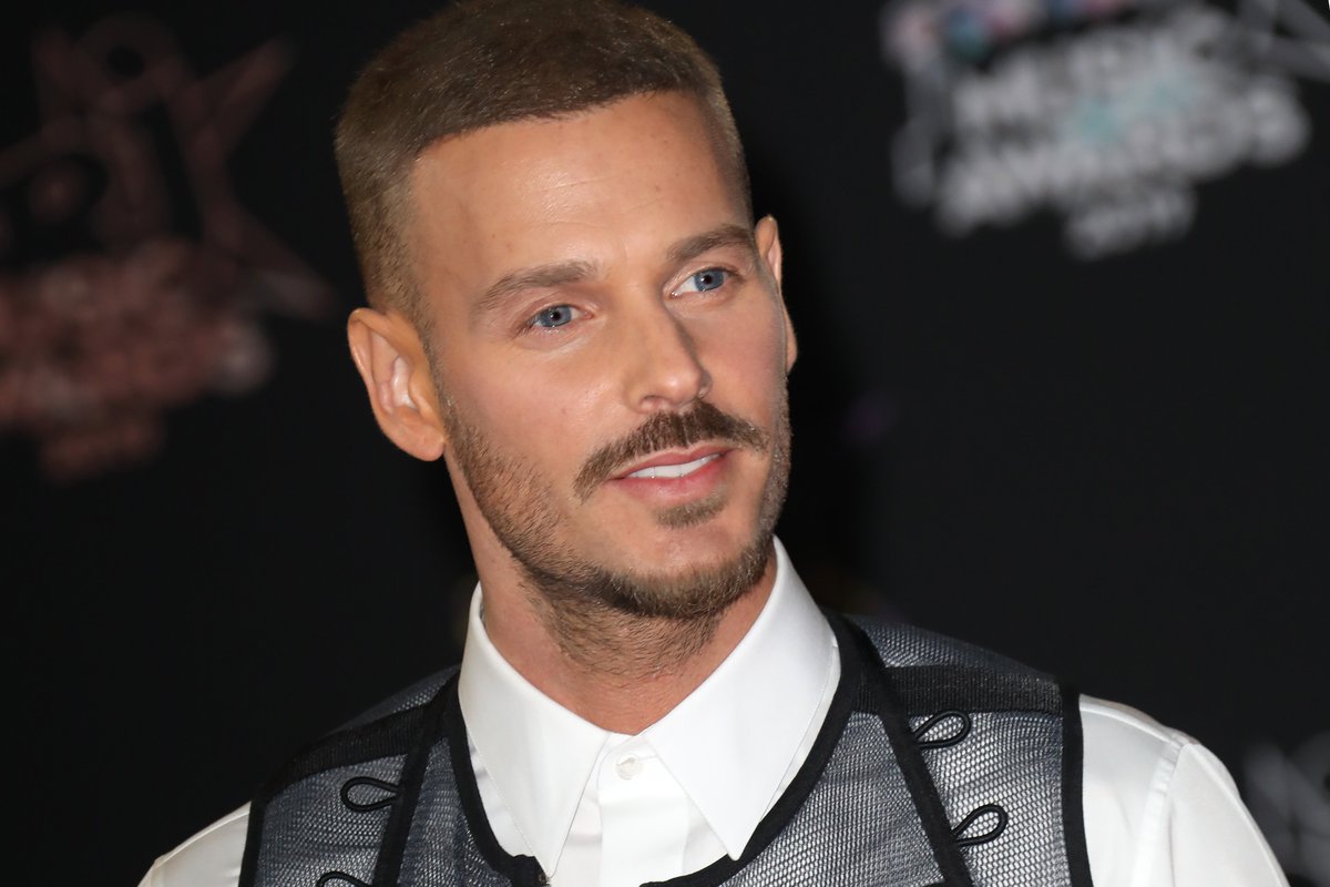 TF1Pro's tweet photo. Demain à 17h50 dans @50inside @TF1 

@MPokora est obligé de reporter la suite de son #PyramideTour

Le chanteur a quand même pu vivre, dimanche, un dernier concert à Amiens, quelques heures avant les nouvelles mesures interdisant les rassemblements de plus de 1000 personnes... https://t.co/0iUGVwwq1e
