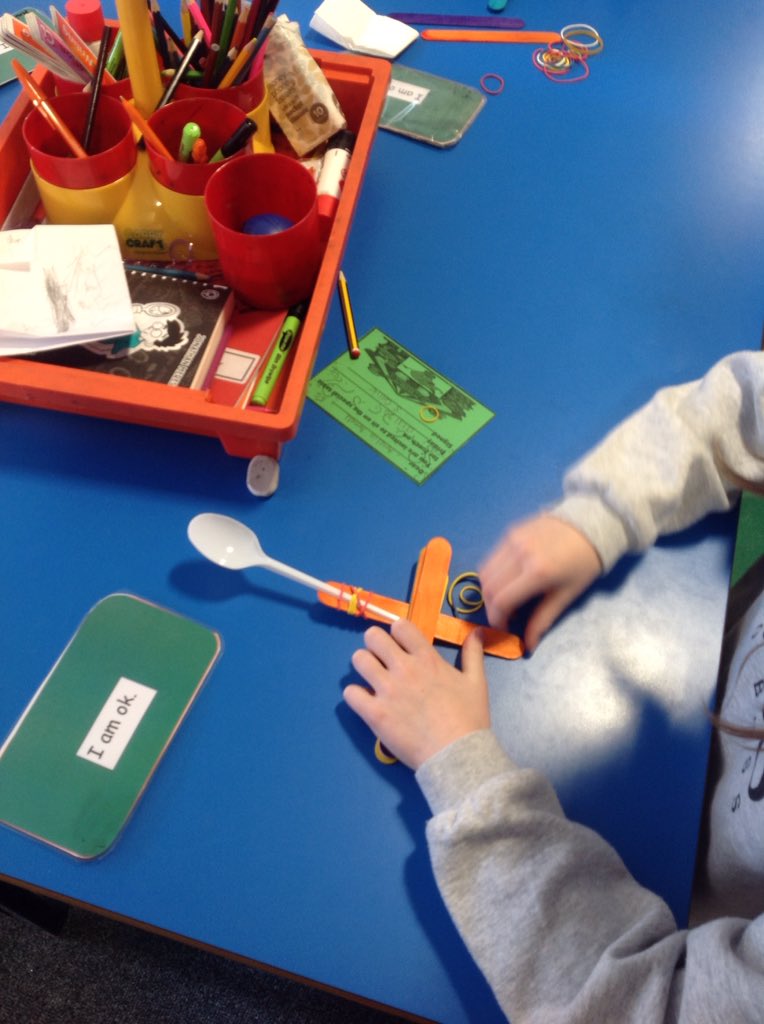 TGPS_NorthLincs's tweet photo. 5G are building their own catapults this morning ready to develop their own questions and hypothesis. #TGPSSTEM #TGPSYear5 #TGPSScience #TGPSWorkingscientifically @ScienceWeekUK @priscigeeks @Psqm_HQ @PsqmTurner https://t.co/gIYO96bfX4