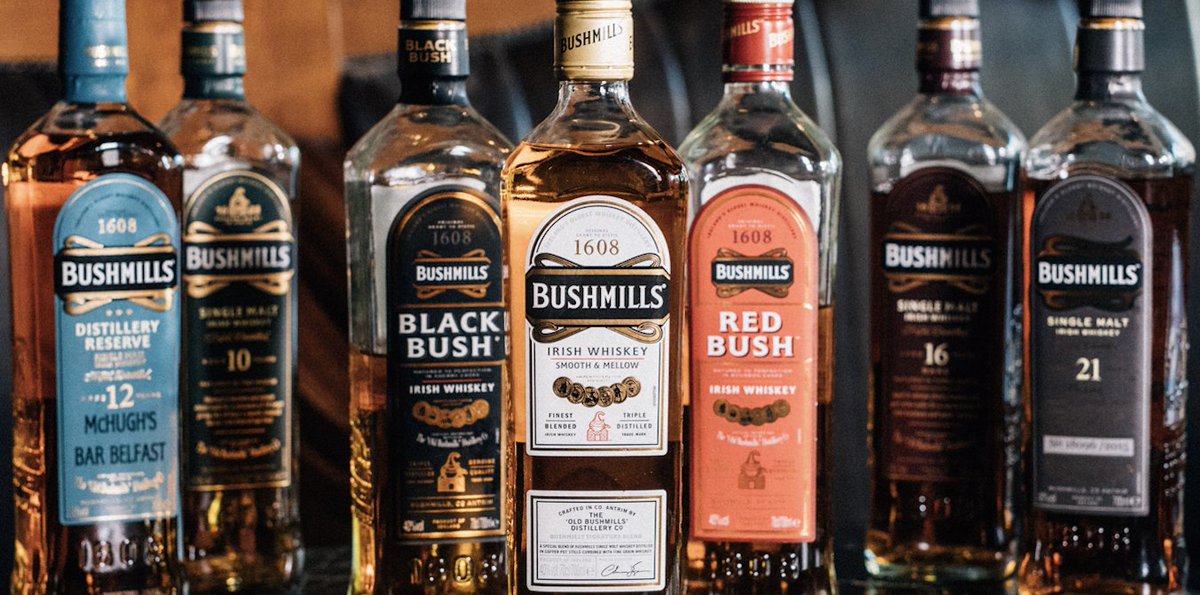 Hell Cat Maggie's Boilermaker 🥃🍺
Enjoy the Pairing of Beer &amp; Whiskey based on Flavour, Taste &amp; Blend with our Experienced Staff
The Purr..Fect Gift or Treat for any Gathering
#bushmills #irishwhiskey #boilermaker #fivelamps #hellcatmaggies #guinness #belfastbars #cityhall