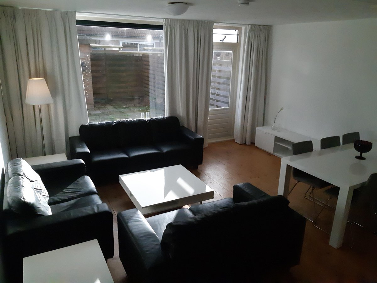 Van dit soort zaken worden we blij: De Kroonluchter schenkt inboedel woonhuis cliënten. bit.ly/3cUMTux