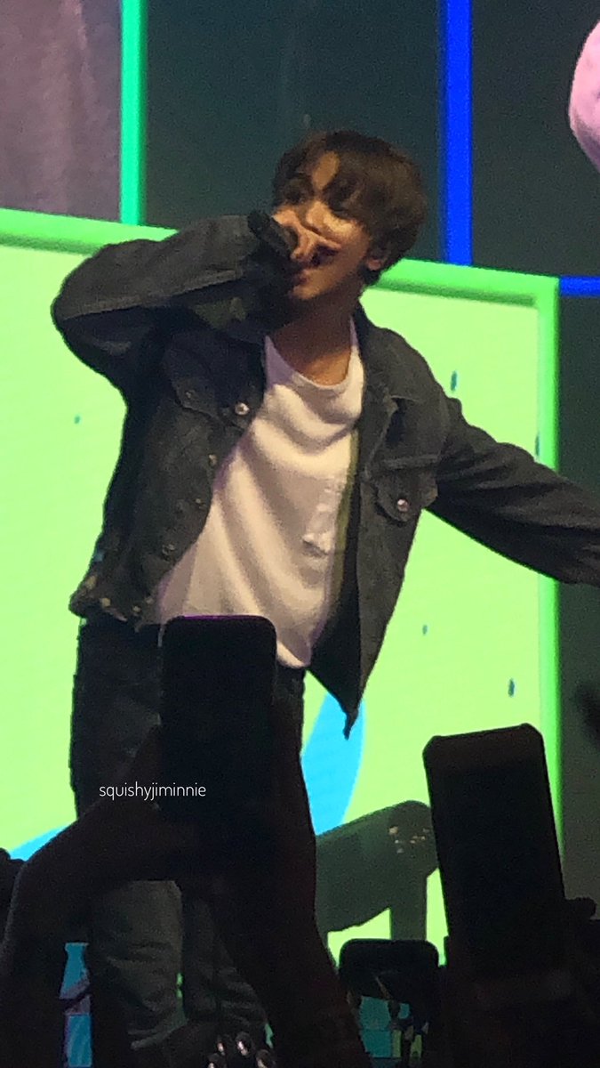 WHY DID I NOT REALIZE I HAD THIS PIC OF JENO  #NCTDREAMSHOWinMANILA