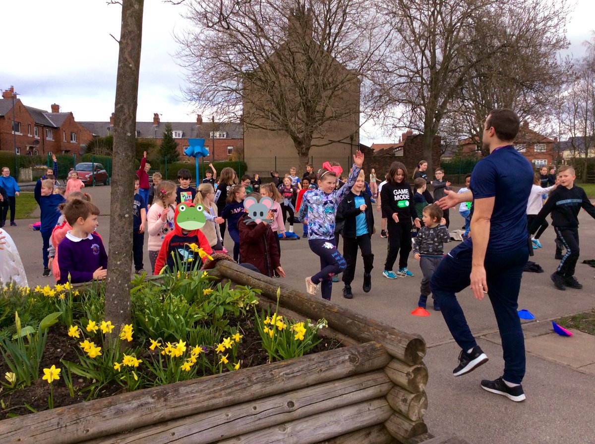 TadPrimaryAcad's tweet photo. We loved the ‘Big Workout’ in aid of Sports Relief. Huge thanks to Mr Jeff for getting us moving and having great fun whilst doing it! We loved the plank and the push ups! #bigworkout #keeponmoving https://t.co/O05ocJG9EP