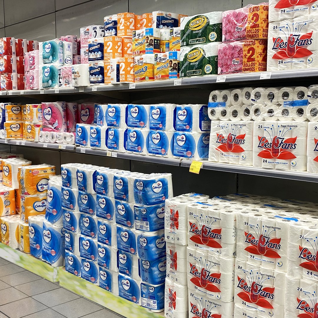 HiperDino_'s tweet photo. Desde HiperDino queremos transmitir un mensaje de absoluta tranquilidad ya que garantizamos el suministro de productos en todas nuestras tiendas. Nuestros empleados trabajan para dar el mejor servicio.  Invitamos a un consumo responsable. https://t.co/49wG6ssLeh