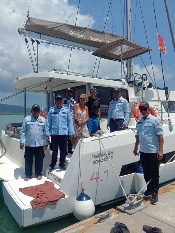 SEAFARERDIVERS's tweet photo. THAILAND (Tourism - Environment) - FRENCHMAN FACES HEFTY FINES FOR DROPPING ANCHOR ON PROTECTED CORALS
PHUKET: A 67-year-old Frenchman is facing serious fines for dropping anchor on protected corals off Koh Racha Yai, south of Phuket.
https://t.co/7Z0SGb8PKJ https://t.co/JV3ENEJYoE
