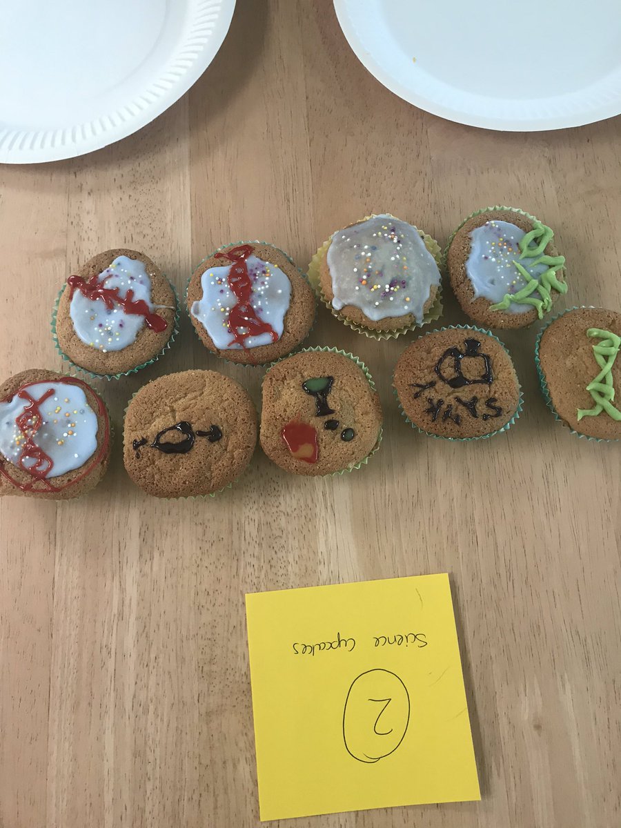 ScienceSmh's tweet image. Entry #2 science cupcakes #ScienceBakeOff #BritishScienceWeek @stmhofficial