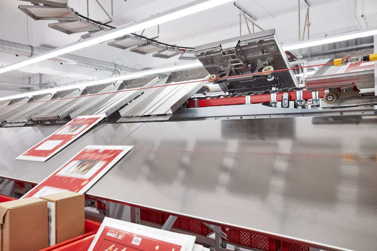 Benefits of the Denisort..
✔ Conveying, sorting &amp; order picking in 1 system
✔ Ideal for a range of different products
✔ Energy-efficient technology thanks to rolling friction
✔ Proven and robust engineering
✔ Cost-effective in operation, service and maintenance
✔ Low-noise