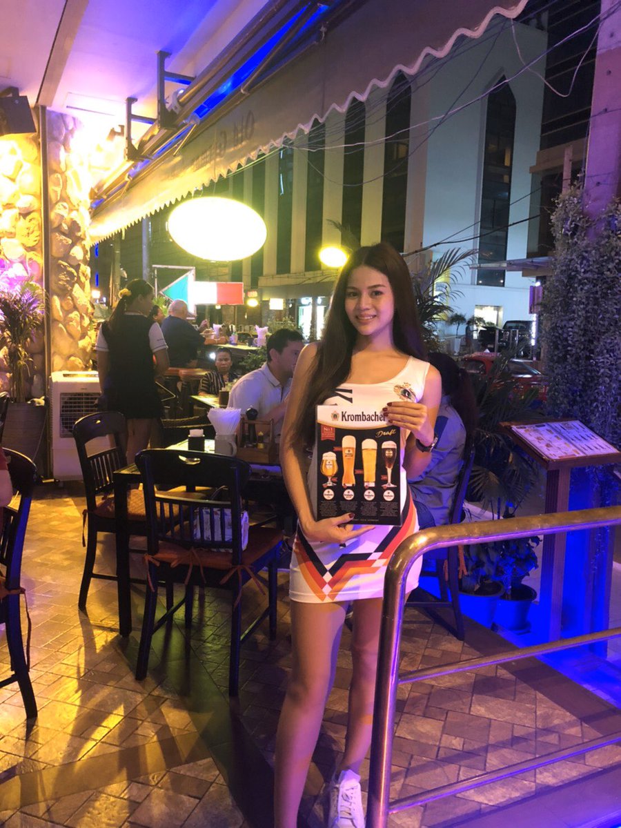TOrnanong's tweet photo. #BeerO’Clock The Old German Beer House soi 11. #Krombacher🍺🍺 https://t.co/qrcBSuyorl