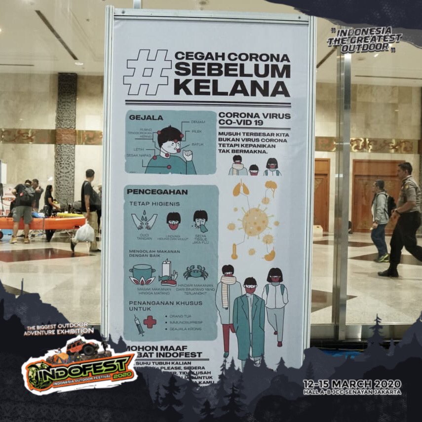 indofest_offcl's tweet photo. Mohon maaf #SobatIndofest,
Jikalau suhu tubuhmu melebihi 39 derajat, segera periksa ke dokter ya. Nggak usah memaksakan diri kalian berburu diskonan sebab sehatnya kamu sehatnya orang-orang sekitar.
#Indofest2020 https://t.co/u1nfr3hPOy
