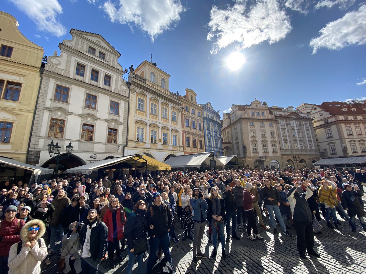 janekrubes's tweet photo. Staromestske namesti 12:00 a 13:00 https://t.co/unF5K2nBn1
