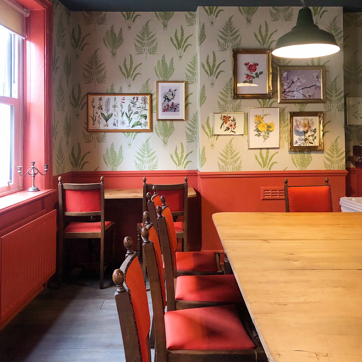 Big birthday coming up? Book our intimate function rooms perfect for a great night with you and your closest friends✨