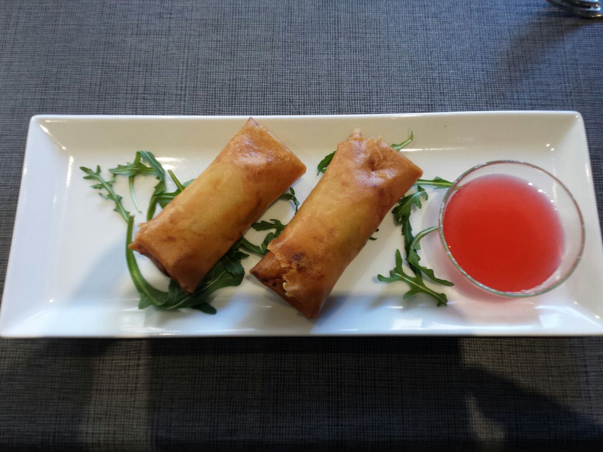 La_Bekada's tweet photo. #menudeldia
- *Judías verdes
- *Pajaritas con setas
- *Patatas a la importancia
- Rollitos de primavera
- Tartar de tomate
2º
- *Redondo de pavo
- *Bistec de ternera
- *Rabas de calamar
- Lagarto ibérico
- Arroz de la granja
.
#comidaparallevar #dondecomer #parallevar https://t.co/tHoN1rbQ7z