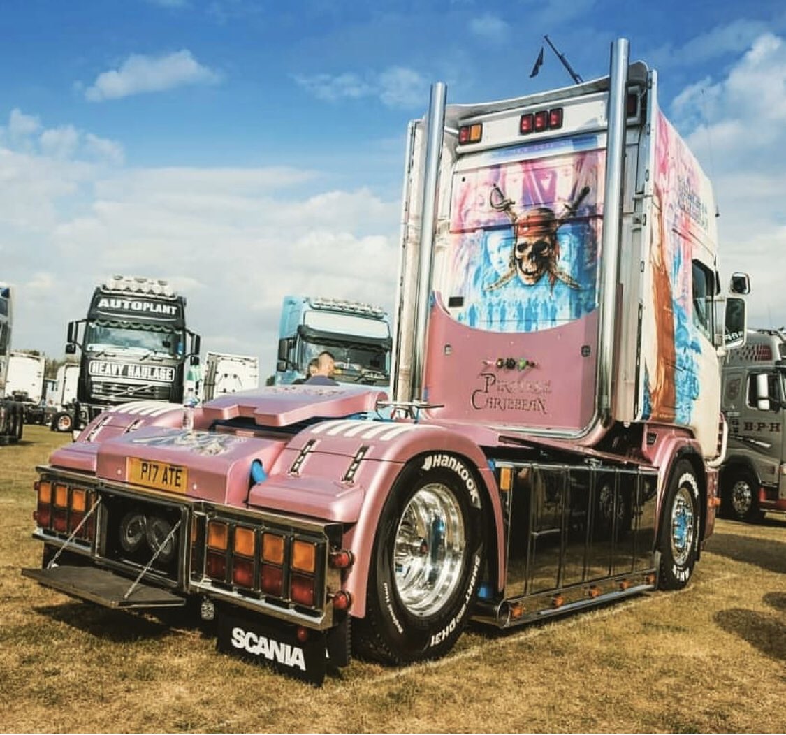 JoeSharpfreight's tweet image. Jamie sharp officially a class one driver🚚 passed his test this morning ☝️🤛 top ma.... so proud