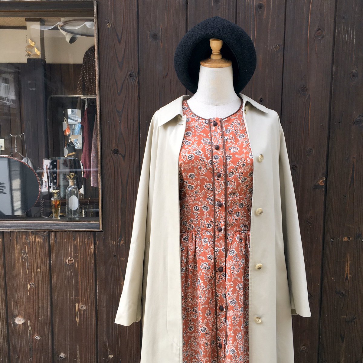 rilou_nghm's tweet photo. 🍓 new arrival 🍓
パイピングが可愛い春ワンピース入荷しました🌿
アウターや着こなし次第で長いシーズンお使いいただけます☺︎ /4990+tax
#rilou #古着屋 #長浜古着屋 #長浜セレクトショップ #滋賀 #黒壁 #黒壁スクエア https://t.co/AUtJ0aefa2