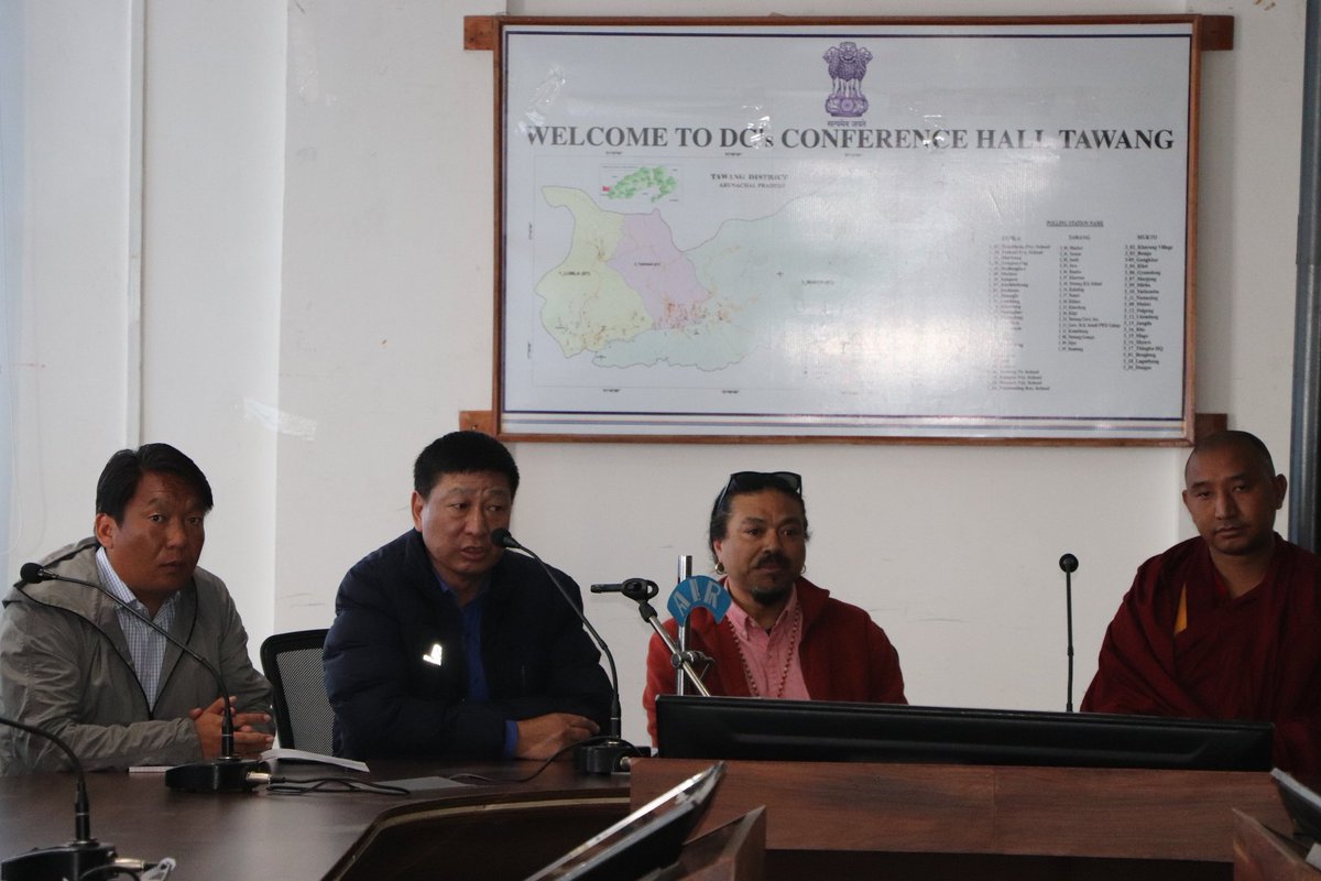 Discussion with representatives of major monastries and Ex PRI Members alongwith HMLA Tawang on awareness on Coronavirus 
<a href="/PemaKhanduBJP/">Pema Khandu པདྨ་མཁའ་འགྲོ་།</a> <a href="/ArunachalDIPR/">ARUNACHAL IPR</a>