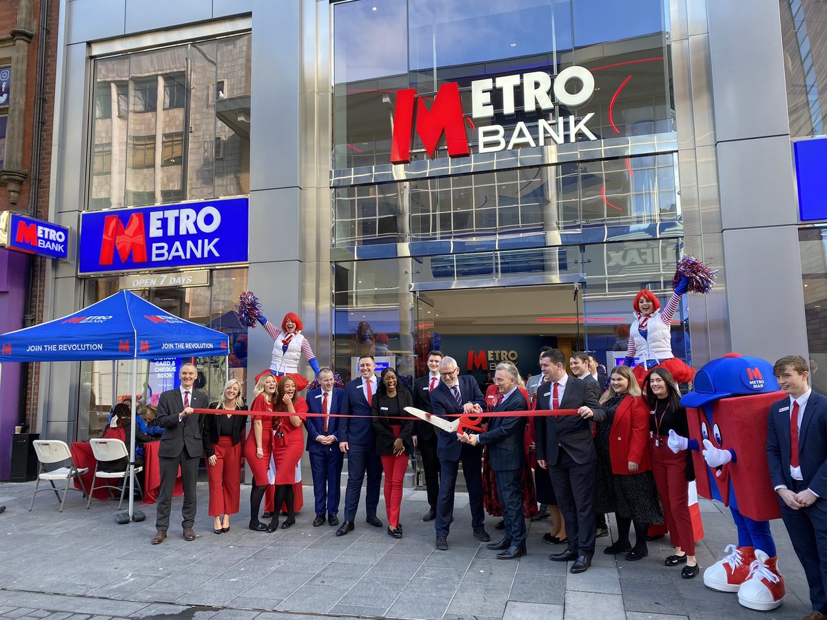 Metro Bank store #75 launched today. Great location on Paradise Street. More to follow. <a href="/CushWakeRtailUK/">C&W UK Retail & Leisure Team</a> <a href="/Metro_Bank/">Metro Bank</a>