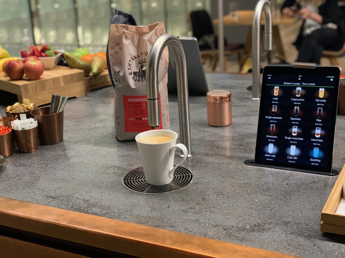 ScanomatUK's tweet photo. A great #CoffeeExperience is expected wherever we go, from the workplace to a coffee shop. Impress clients and guests with freshly brewed, premium, #BaristaQuality coffee from #TopBrewer. Find out more: https://t.co/HHzPEYvAuE #CoffeeReimagined https://t.co/WeVkSxvsxy