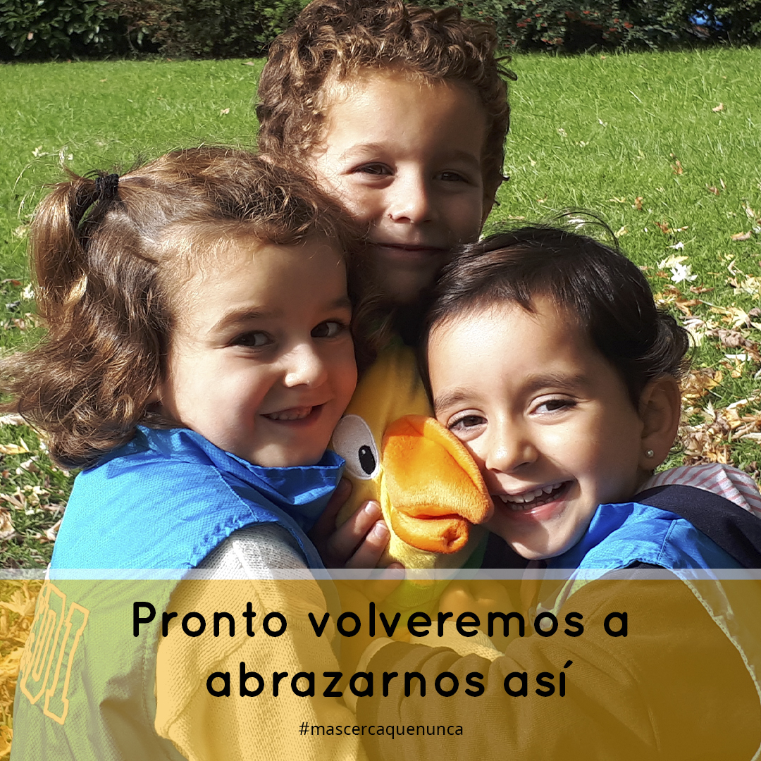Umedicolegio's tweet photo. Pronto volveremos a abrazarnos así. Nuestra vocación educativa nos anima a verlo como una oportunidad para aprender, mejorar, innovar y fortalecer nuestros valores. Estamos más cerca de lo que crees. 
#mascercaquenunca #lapersonaloprimero #YoMeQuedoEnCasa https://t.co/6DbxFtUDC7