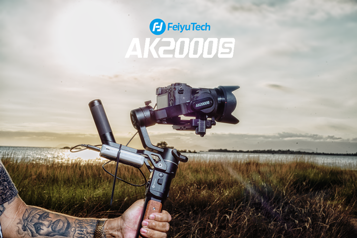 feiyutech's tweet photo. Enjoy the weekend with this gear😍
cr: Flavio Augusto
#feiyutech #ak2000s #gimbal #stablizer #filmmaking #photography #photooftheday #photographer #filmmakinglife #filmmakinggear #filmmakerslife #weekendvibes #weekendtime https://t.co/f0vw70vKIP