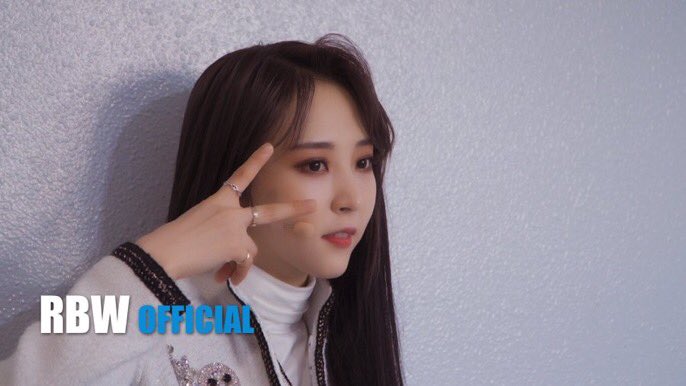 Mamamoo_France's tweet photo. [13.02.20] [TWITTER OFFICIEL] 

[#MOONBYUL] 

Eclipse Log #3 Moon-byul Day

📽 https://t.co/hQEf3HijI1

#MOONBYUL #Eclipse
#EclipseLog #MoonbyulDay

Trad : Mamamoo_France 
Cr : RBW_MAMAMOO
#Dydy https://t.co/ec1JEtnHT6