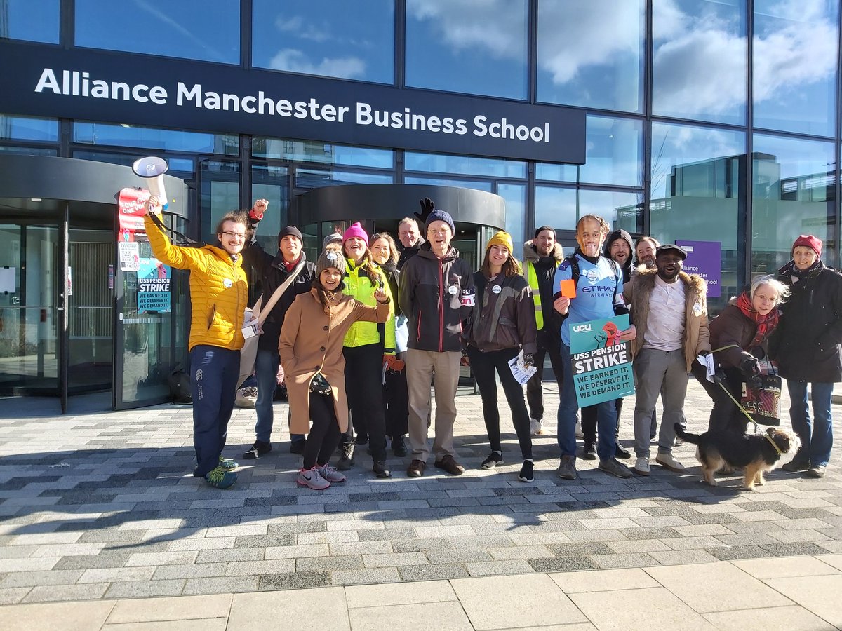 HealthPolicyGuy's tweet photo. Our last day (for now at least) a great turnout of my extraordinary AMBS UCU comrades fighting for a better UK HE sector @ucu @UM_UCU @nicholson_brian @damian_hodgson @LeoMc76 @BillCookester @evamherman1 #USSStrikesBack https://t.co/1ys6ycCMQw