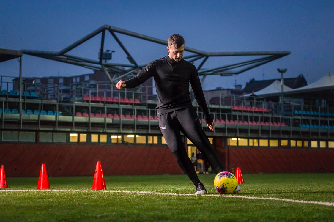 sc24dotcom's tweet image. ⚪ @nikefootball  ⚫

PRÄZISION AUF NEUEM NIVEAU. 😎Der Nike Phantom Vision II Elite Dynamic Fit FG wurde entwickelt für maximale Präzision. 💪 Dein perfekter Boot als Torjäger! 💯 Jetzt kaufen! ▶ sc24.com/nike-phantom-v…

#SC24 #Nike #PlayerInspired #Fußball #InspiredPack