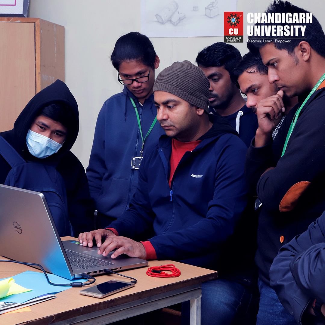 Chandigarh_uni's tweet photo. Animation Department of Chandigarh University organized a two-day workshop on Experimental Animation (#PaperCutAnimation). The workshop was chaired by Dr. Atul Sinha, who shared his ideas, vast experience in Papercutting
#Animation #AnimationWorkshop https://t.co/knCGhgvMiV