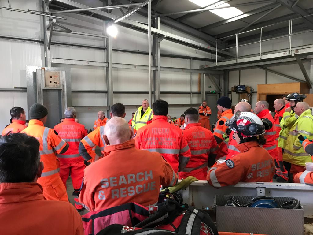 kentfirerescue's tweet photo. Technical Rescue members have now completed this week's urban search and rescue training, which included exercises to test their rope rescue skills, search and rescue techniques, their ability to shore unstable structures, and break through concrete 🚒  @USAR_Capability https://t.co/fGQTLzlQ7d