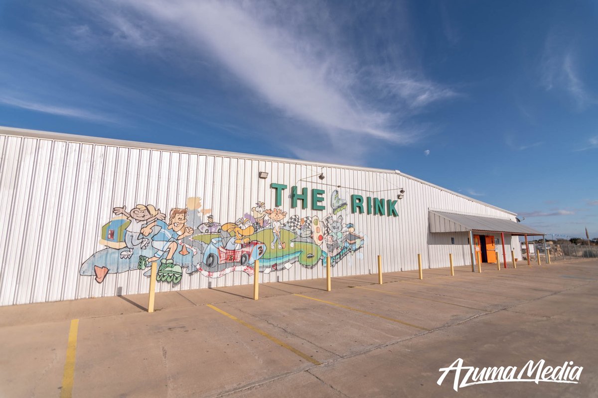 NextHomeLegends's tweet photo. One of the coolest spots in town is for sale! Find all the details at https://t.co/5bxodXAMiq https://t.co/PuQazYZX2s