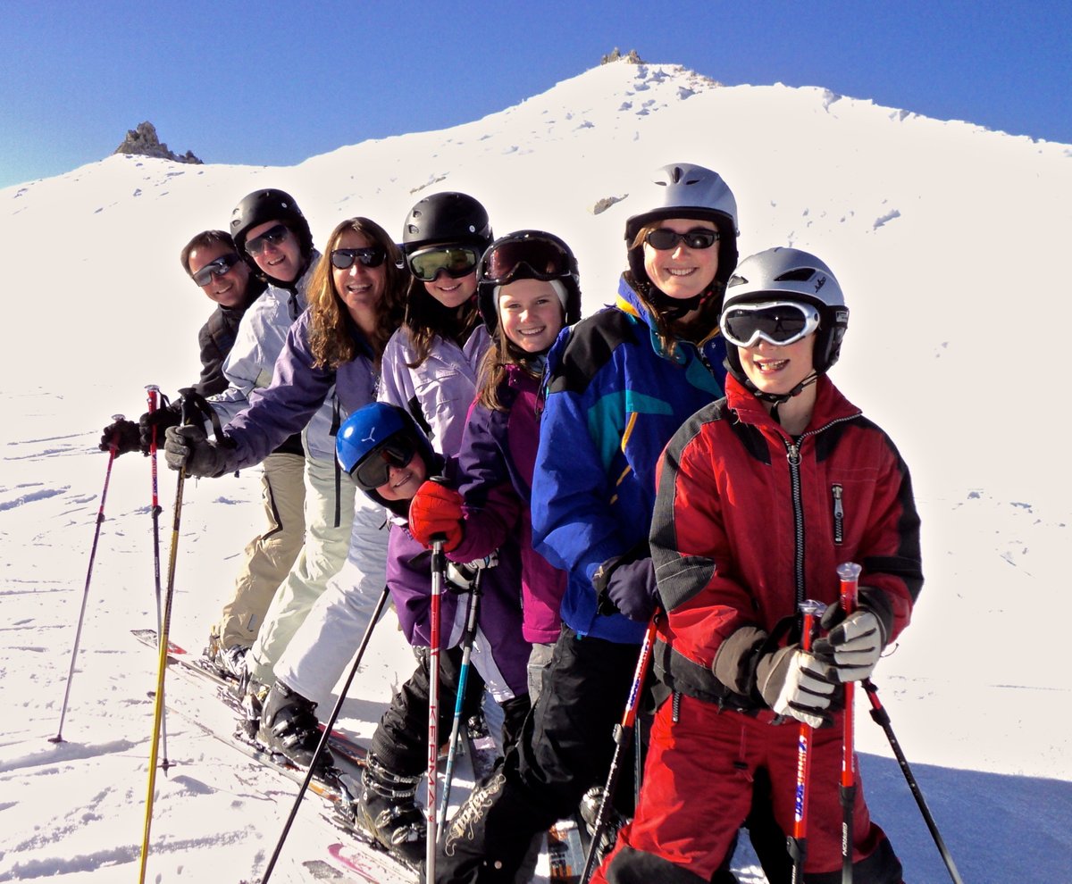 <a href="/mwholidays/">Mark Warner Holidays</a> Fabulous ski holiday in Les Deux Alpes.. such a fantastic resort for families and making new friends in the Hotel Berangere
#markwarner #mwmoment #ski #skiing #snow #snowyscenes