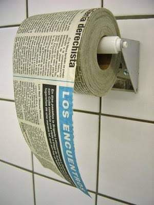 Cin_deli's tweet photo. Ya que arrasaron con el papel higiénico, no queda de otra... 🤨😁😂😂😂
#coronavirusPerú https://t.co/AKqImPy9FX