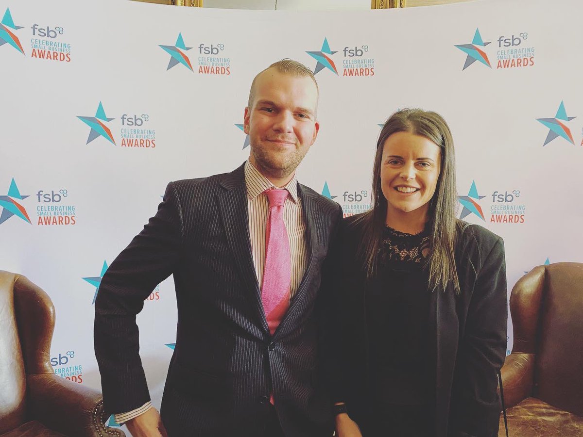 Nppyy's tweet photo. #fsbawards #youngentrepreneuroftheyear #excited https://t.co/P0IRyeWuzW