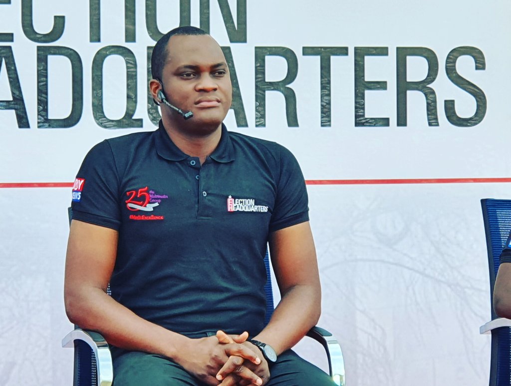 addojunr's tweet photo. When you have to preview a sporting weekend attacked by #coronavirus 
😡😡

Thankfully I have stellar guests 👉 @JohnBennettBBC , @KwesiBenedict  @JackNichollsF1E @raymondnyamador   to make  #Lockeroom📻 worthwhile in 15mins on @Joy997FM 

#joysports #Lockeroom #previewFriday https://t.co/IMZLgtuYLY