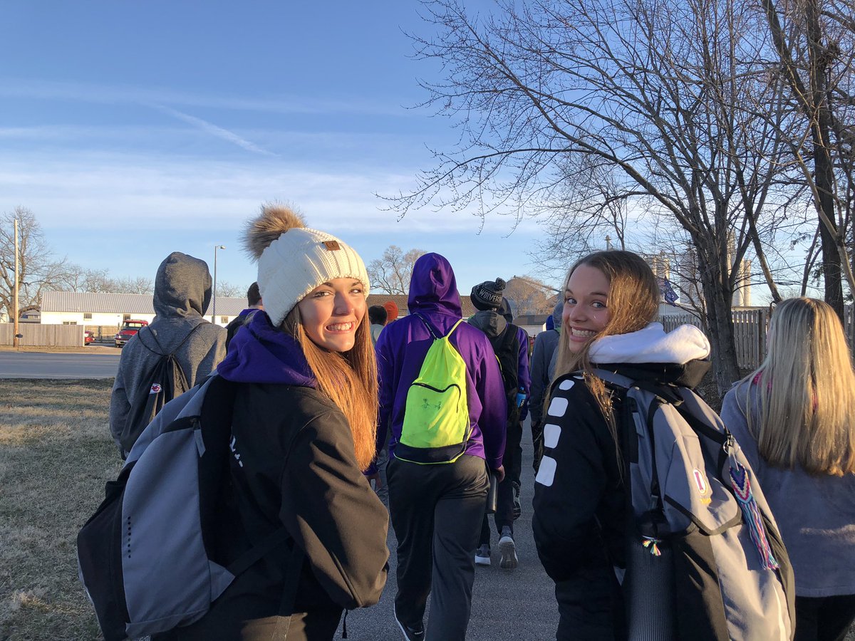 hannahneilers's tweet photo. Catch us with those matching bags!! 🏃🏻‍♀️ @IndyLongWalk @AveryHowe19  #IHSLongWalk https://t.co/TnP0Eeb0xf