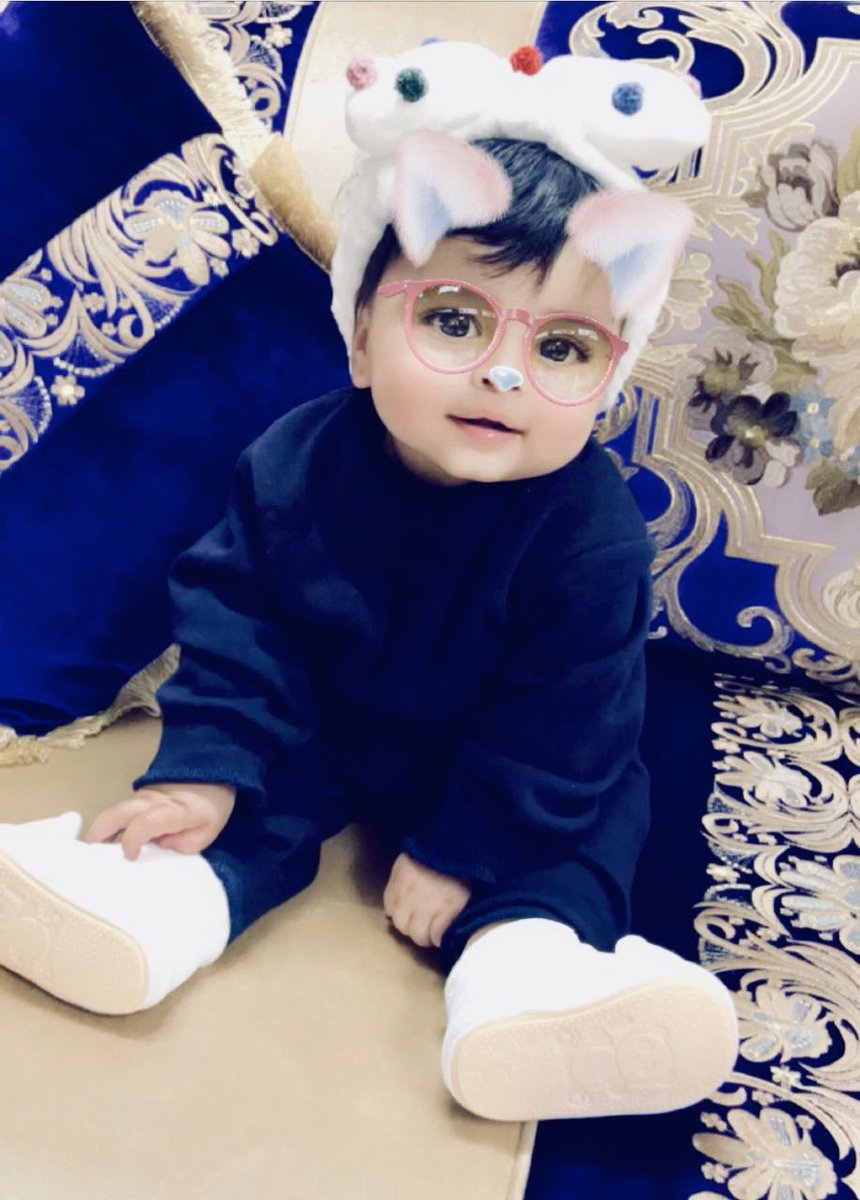 RtwetRog's tweet photo. ويوم جيتي ربع الضلع الحدب
يا سمـية من وسم قلبي بيديه

#شباب_العبدان https://t.co/FIdpdFcLd0