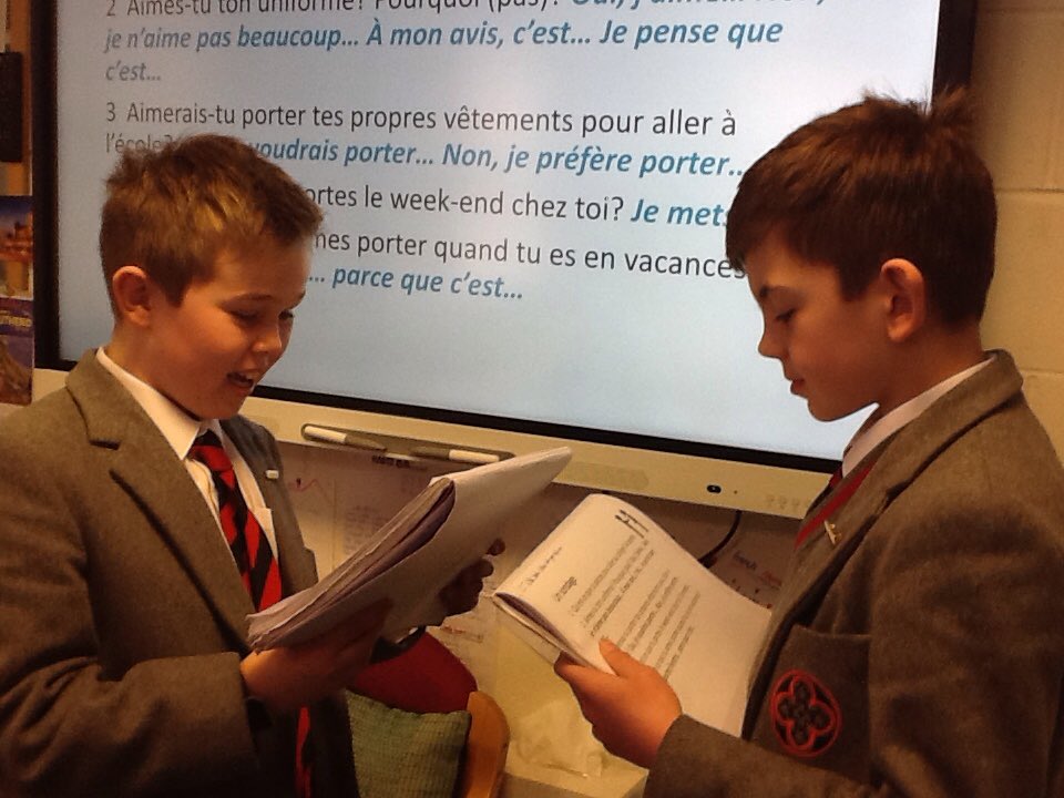 BGS_LanguageDpt's tweet photo. Year 7 pupils have been talking about clothes, describing what they wear and giving opinions.#BGS_french https://t.co/sryqa76nc4