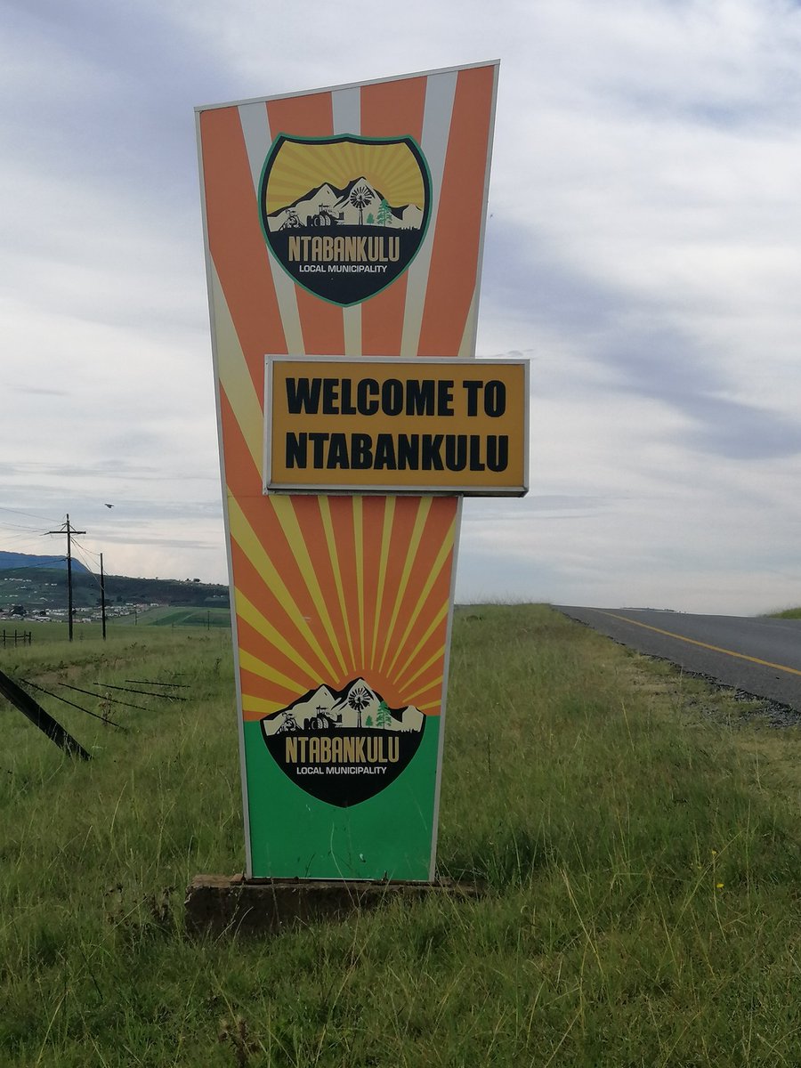 MunicipalBoard's tweet photo. Board member, Ms Namso Baliso provided clarity on the #WardDelimitationProcess and stated that the outer boundaries will only be addressed after the 2021 LGE.
Siyabulela ku luntu lwase Ntabankulu Local Municipality ngokuthabatha inxaxheba.
#WardDelimitation2020 https://t.co/0A5tEzx3ab