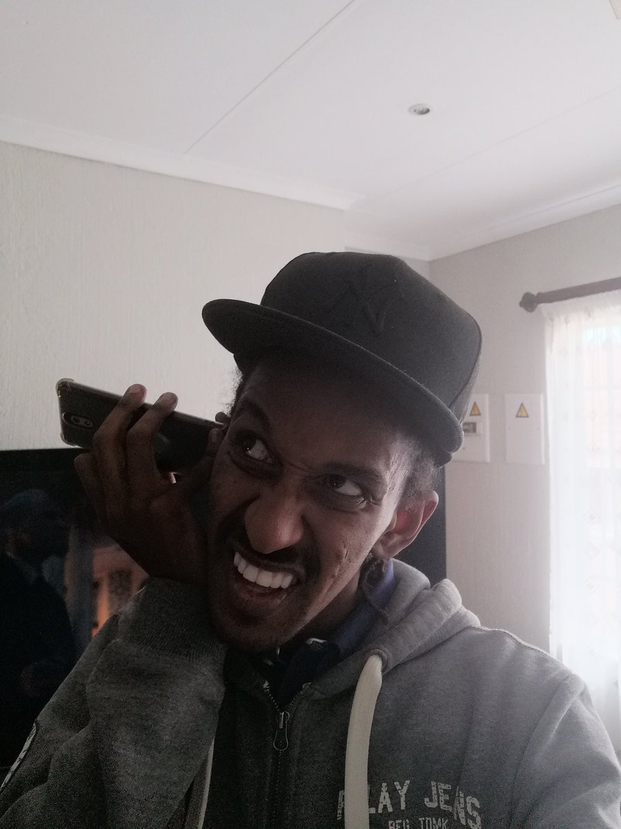 BotanixOmega's tweet photo. Hate voice notes https://t.co/8vdTM2RRTm