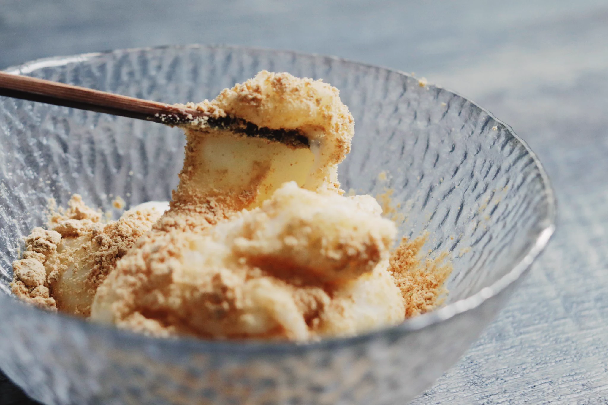 材料3つで簡単にできる！？「ミルクもち」の作り方！