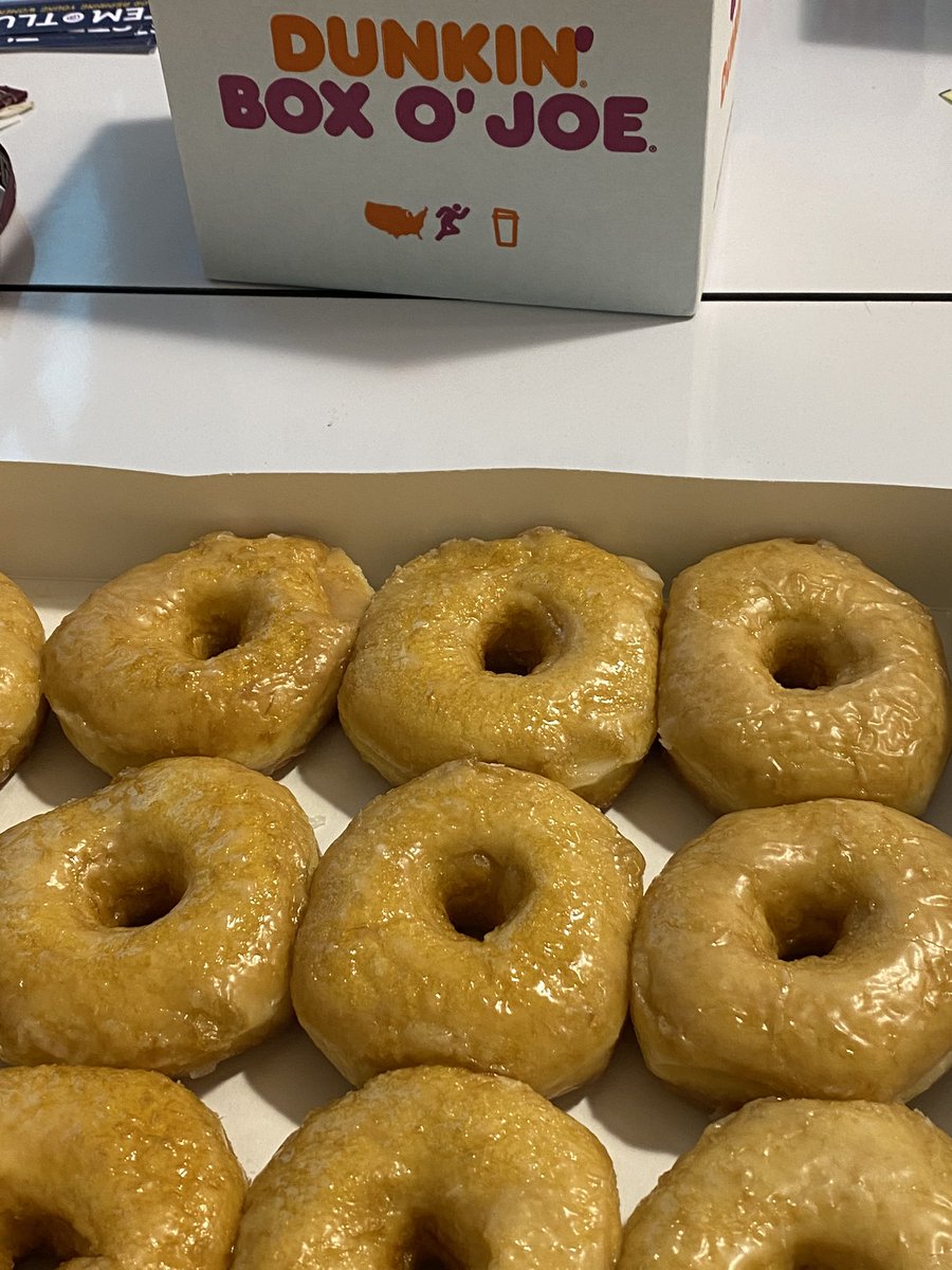HaysCISDCTE's tweet photo. Great turnout for the Women in #STEM coffee ☕️ & donuts 🍩 at LHS this morning discussing ways to increase female enrollment in our STEM courses which include #PLTW engineering, biomedical & computer science. #HCISDPrideBeginsWithYou #100PercentHaysCISD #HopeDealers https://t.co/qCzbSniHrK