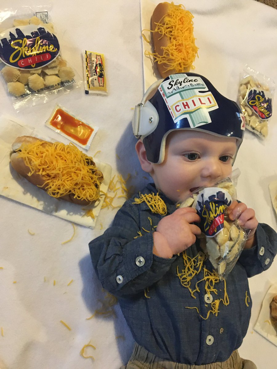 1AJohn1's tweet photo. @Skyline_Chili  Gryffin is 5 months old and loves Skyline. His birthday wish is a retweet from you guys. https://t.co/FDS8PcA3jd