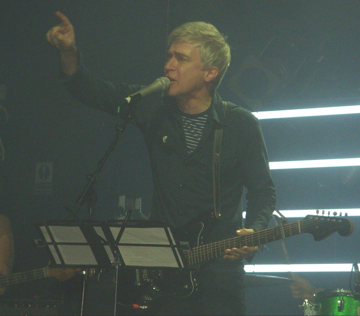 Some pictures and video i took from <a href="/nadasurf/">matthew caws</a> brilliant gig at <a href="/EBallroomCamden/">Electric Ballroom</a> last night. 🎸🎸😃🎸🎸 <a href="/dtemple90/">dean temple</a> <a href="/ken_colley/">Ken Colley</a> #Camden #London #NadaSurf #music #live #guitar #Band #ElectricBallroom #Gigphotos #Rock #indie #Alternative #liveshows 

youtube.com/watch?v=ETL3o_…