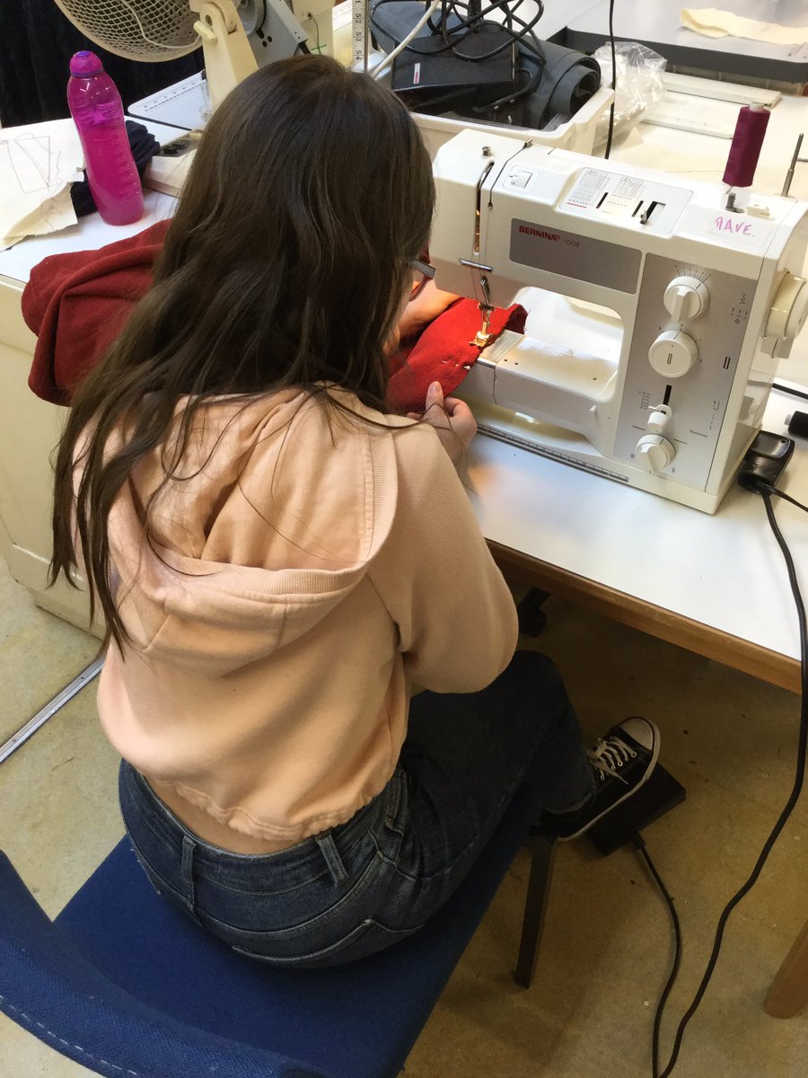 EllisonPrimary's tweet image. What an amazing end to a wonderful work experience week. The children showcased their backstage work today and it was all delivered in expert fashion. A huge thank you to @RSC_Education, @NewVicTheatre, all of the staff and actors. #RSCNextGen #EllisonSMSC