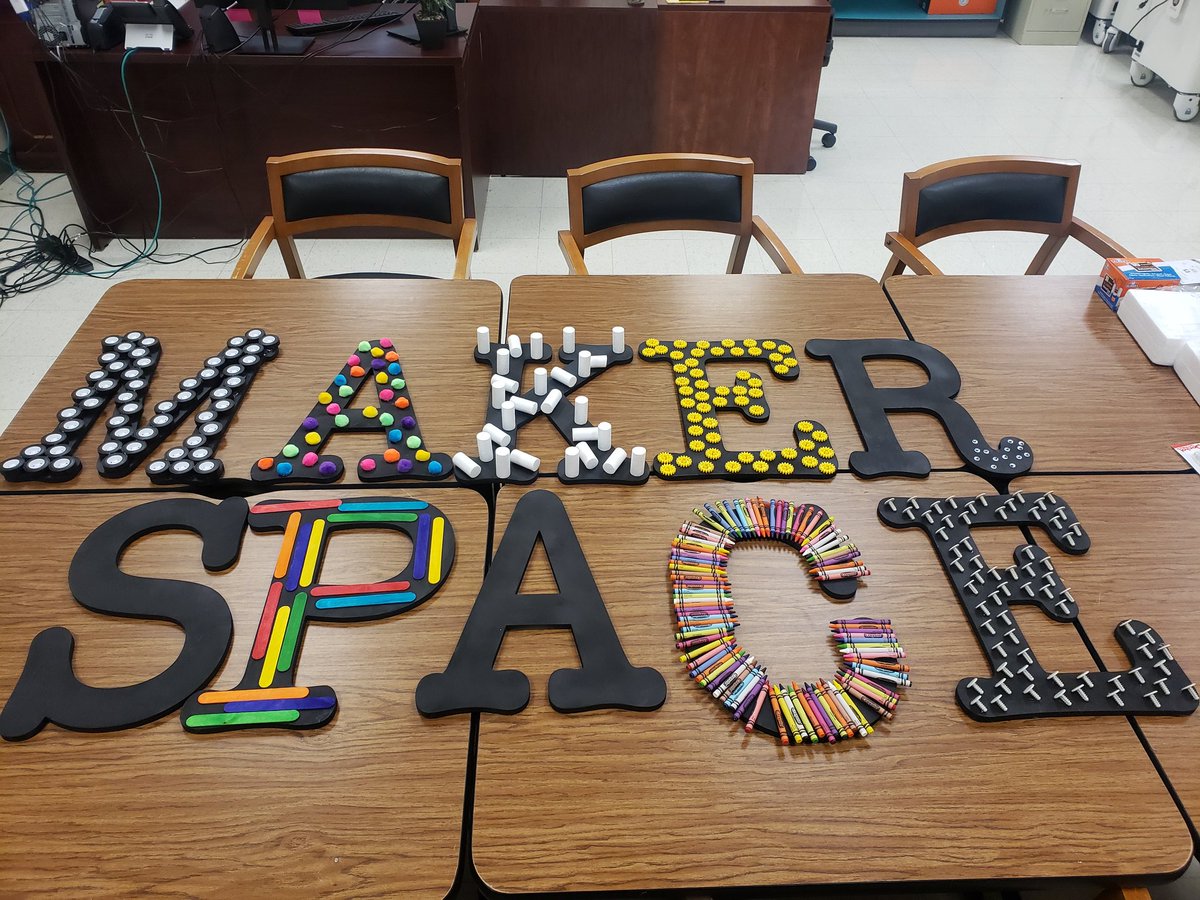ZGatson2's tweet photo. Shotout to Dinora Espinosa @DavilaDolphins . She's getting the #MakerSpace ready for the scholars. @msap2017 @Ponce_East @HISDEastArea @HISDChoice #MSAP2017 #MagnetSchlsMSA #STEMmatters #TeamHISD #HISDEmpowers https://t.co/jVkNuDf2gd
